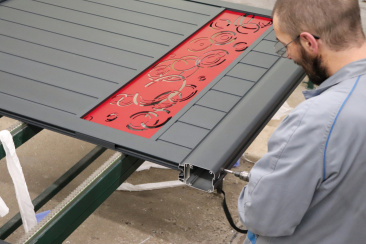 Une implication dans les moindres détails