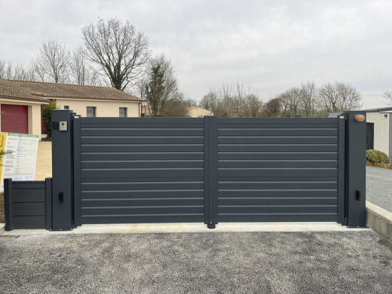 poteau 250 sur platine