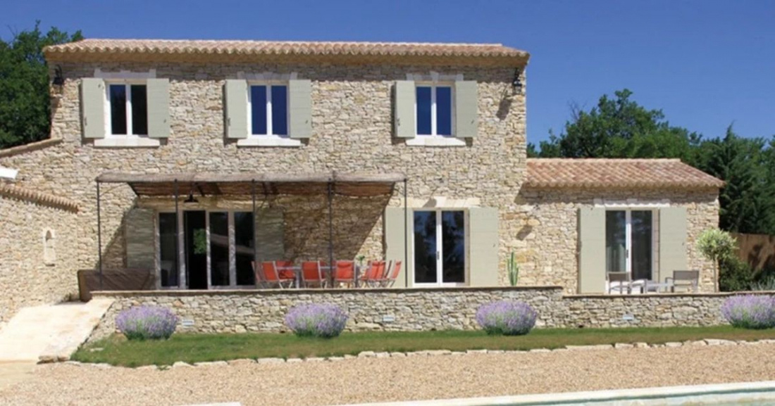 Volets battants en PVC ou en alu : que choisir ?